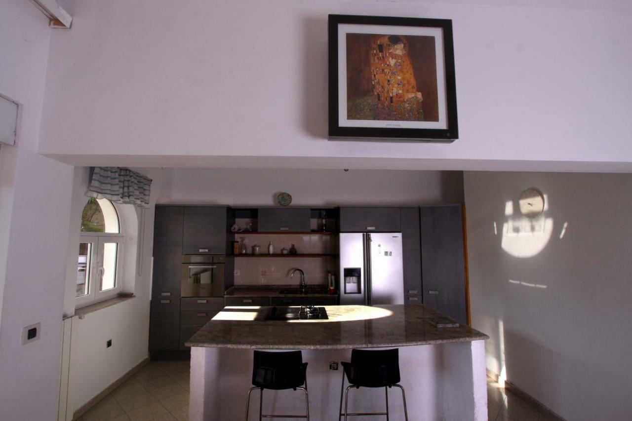 Villa Mihaela Icici Bagian luar foto