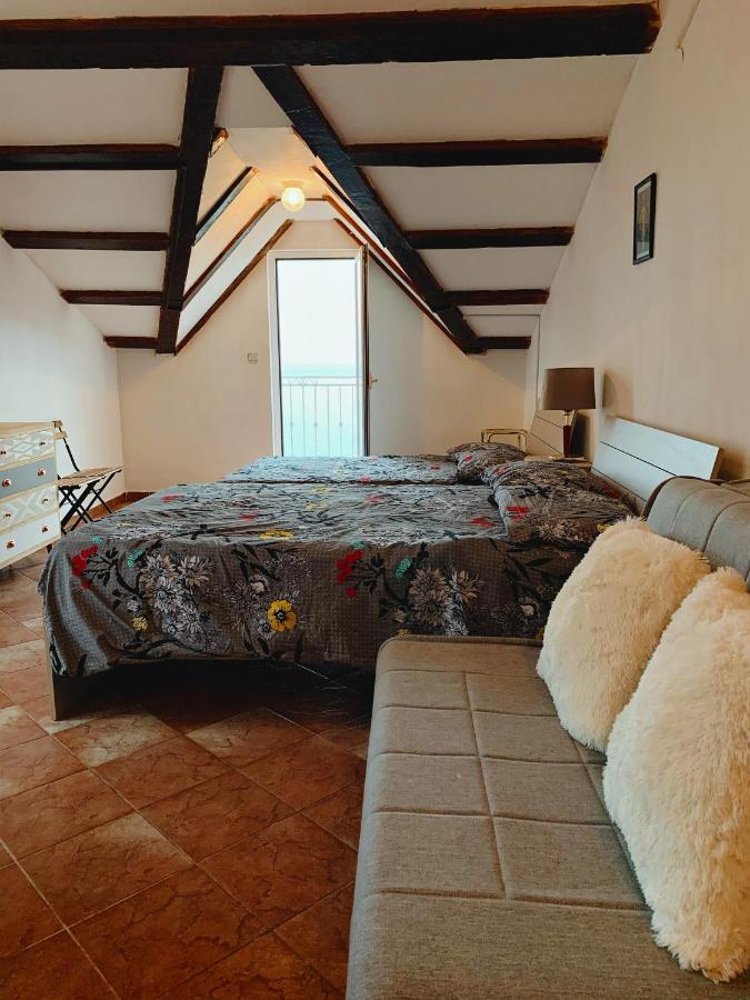 Villa Mihaela Icici Bagian luar foto