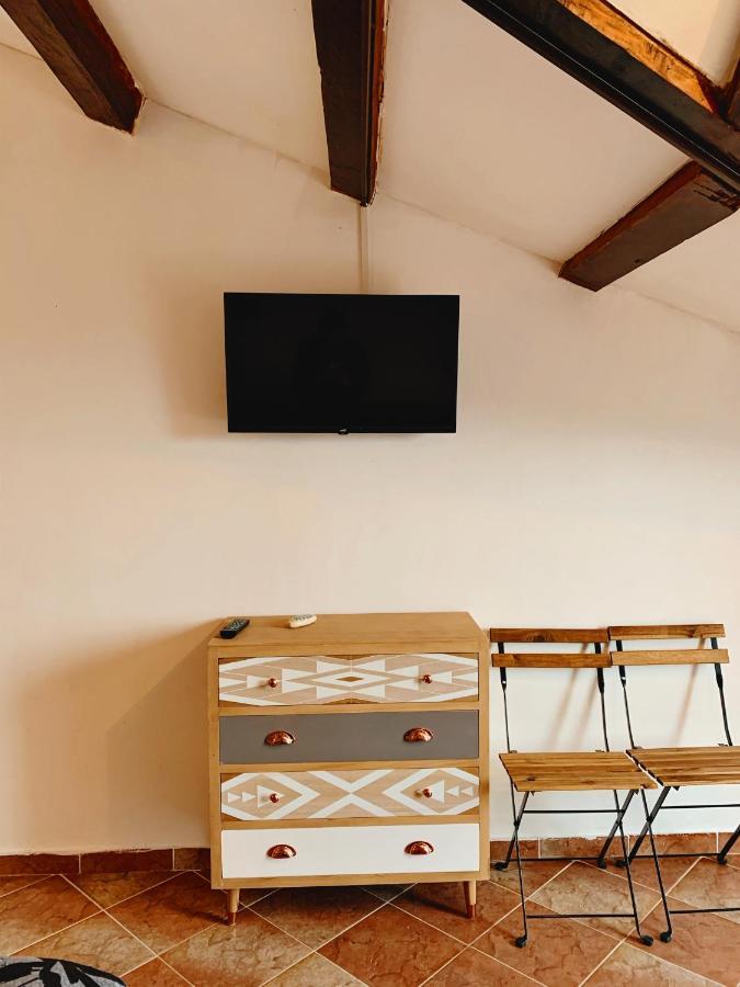 Villa Mihaela Icici Bagian luar foto
